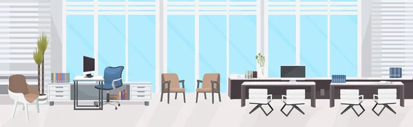 Stilvoller Arbeitsplatz mit Computermonitor im Büro moderner Schrankinnenraum leer kein Raum mit Panoramafenstern flache horizontale Fahne — Stockvektor