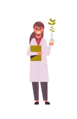genetik laboratuvar araştırma bilim kimyasal kavramı dikey tam uzunlukta düz deneme yapma üniforma pano ile test tüpü kadın bitki örneği inceleyen kadın bilim adamı