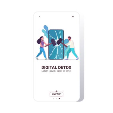 çift akıllı telefon ekranına çekiç ile vuruyor dijital detoks cihazlar kavramı dinlenme