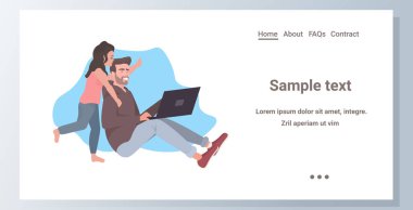 Babam Coronavirus salgını sırasında kızıyla vakit geçirmek için dizüstü bilgisayar kullanıyor. Evde kalma kavramı.