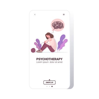 Depresyondaki şaşkın düşünceleri olan üzgün kadın psikoterapi kavramını strese sokuyor.