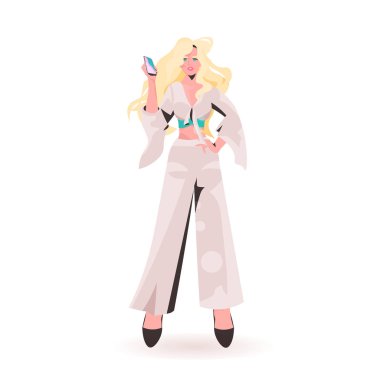 çekici bir kadın akıllı telefon kullanıyor güzel kız model modaya uygun giyiniyor kadın çizgi film karakteri