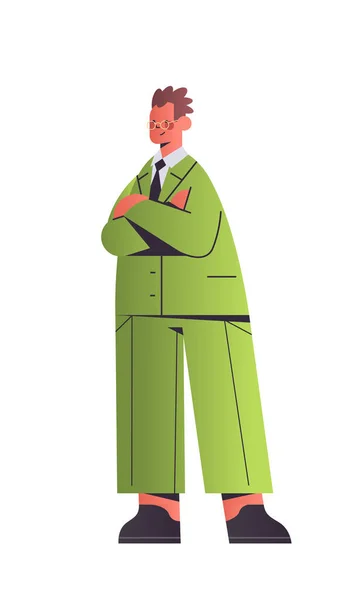 Hombre de negocios feliz con las manos dobladas hombre de negocios oficinista en ropa casual personaje de dibujos animados masculinos — Vector de stock