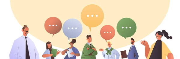 Mix race zakenmensen bespreken tijdens de vergadering bel business communicatie concept — Stockvector