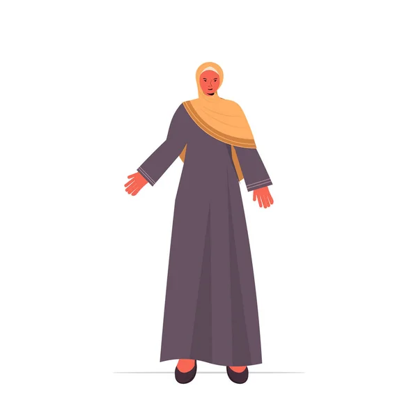Femme arabe en vêtements traditionnels belle fille arabe personnage de dessin animé femme pose debout — Image vectorielle