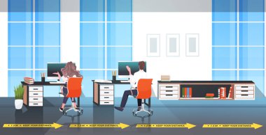 İş yerindeki işadamları Coronavirüs salgınını önlemek için mesafesini koruyorlar.