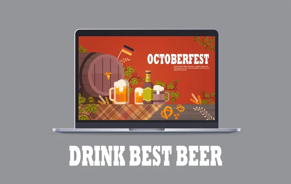 Φεστιβάλ μπύρας Oktoberfest πάρτι γιορτή έννοια ευχετήρια κάρτα στην οθόνη του φορητού υπολογιστή — Διανυσματικό Αρχείο