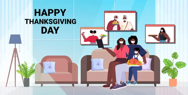 Orangtua dan anak-anak yang berdiskusi dengan kakek-nenek selama keluarga panggilan video merayakan hari Thanksgiving yang bahagia - Stok Vektor