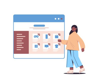 İnternet tarayıcı penceresinden alımları seçen kadın çevrimiçi alışveriş siber pazartesileri tatil indirimleri e-ticaret indirimi yapıyor