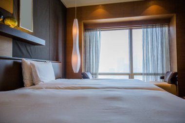 modern bir otelde yatak shanghai Çin.