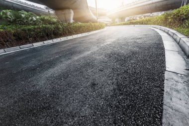 Boş yol, üst geçit, shanghai Çin. Mavi tonda iamges.