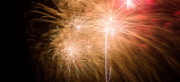 Cluster Colorful Fourth July Fireworks — Stock Photo, Image