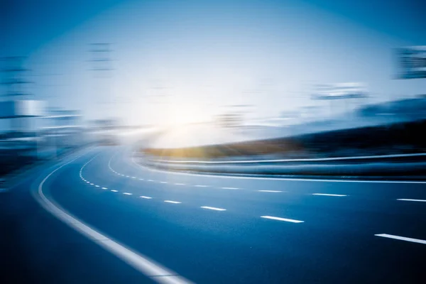 Autobahn Und Moderne Brücke Der Stadt Blau Getönt — Stockfoto