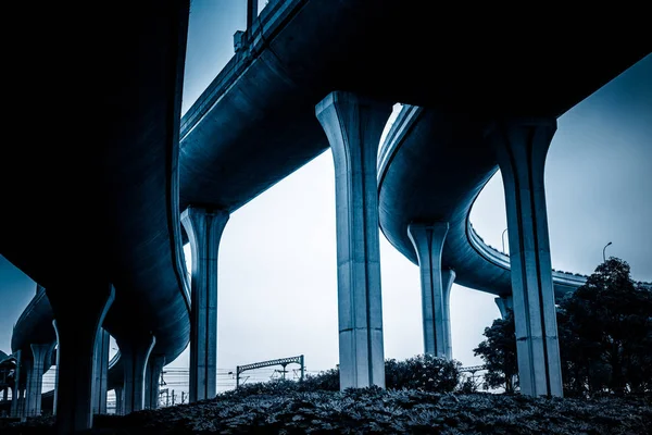 Şangay Çin Deki Viyadük Kavşağında Beton Yol Eğrisi — Stok fotoğraf