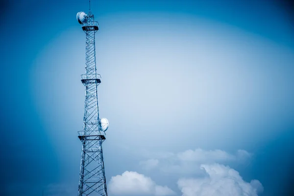 Torres Alta Tensão Com Fundo Céu — Fotografia de Stock