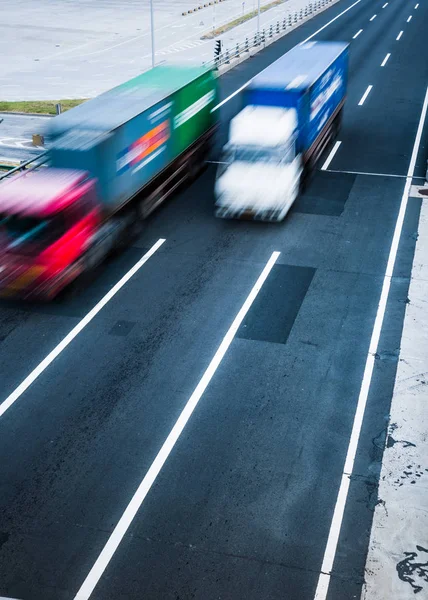 Vrachtwagen Snelheid Snelweg — Stockfoto