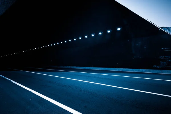 Tunnel Vuoto Immagine Blu Tonica — Foto Stock