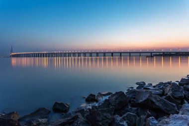 okyanusun Çin'in modern Köprüsü.