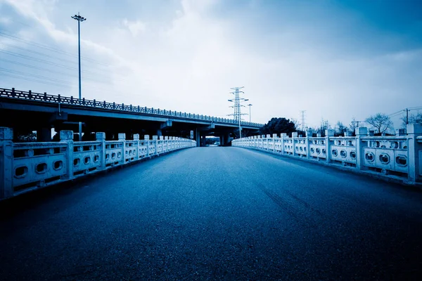 Empty Highway Blue Toned Images — Stock Photo, Image