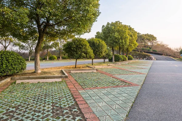 Parkplatz Auf Dem Gipfel Des Berges Bei Sonnenuntergang — Stockfoto