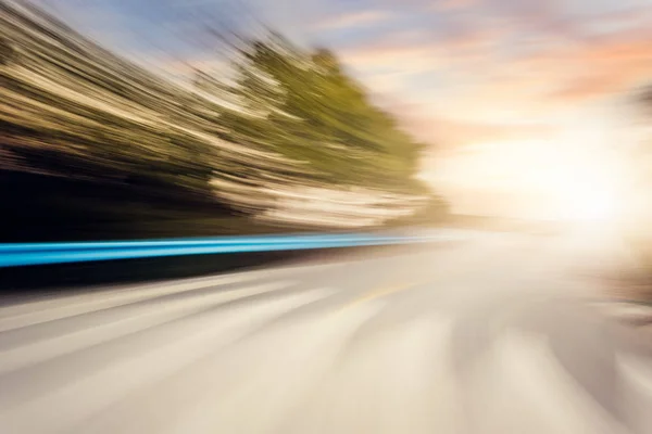 Road Kronkelende Berg Zonsondergang — Stockfoto