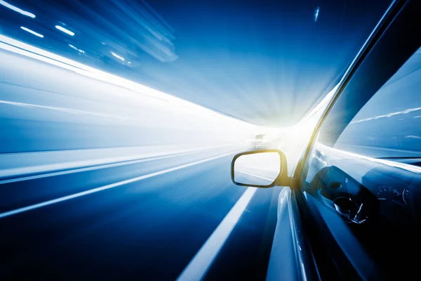 Vista Desde Lado Del Coche Que Vuelta Esquina Movimiento Borroso — Foto de Stock