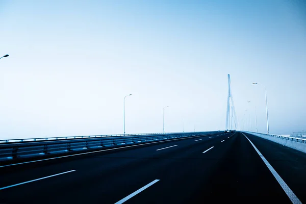 Çin Modern Bridge Ile Temiz Çevre Yolu — Stok fotoğraf