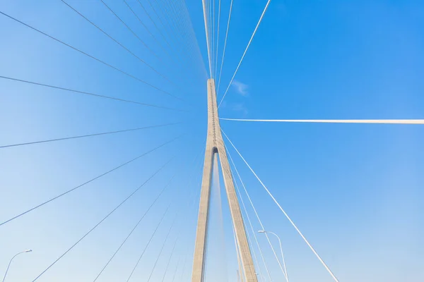 Cielo Pulito Con Ponte Moderno Della Cina — Foto Stock
