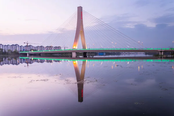 Современный Мост Подвеске Ландшафт Движения — стоковое фото
