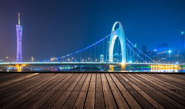 Houten Vlonder Lichten Van Nacht Guangzhou China — Stockfoto