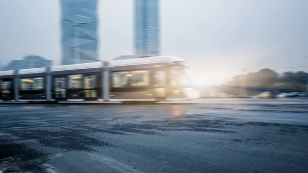 Eccesso Velocità Treno Lontano Dalla Stazione Ferroviaria Shanghai Cina — Foto Stock