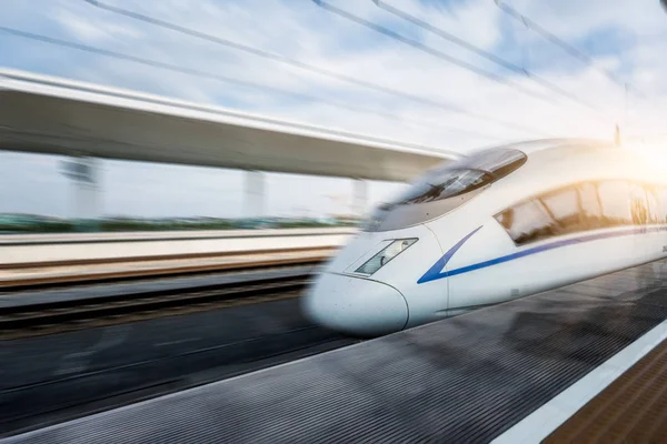 Fortkörning Tåg Från Järnvägsstationen Shanghai Kina — Stockfoto