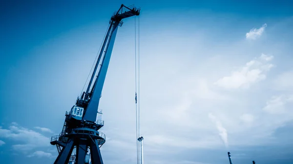 Crane Sky Harbor China — Stock Photo, Image