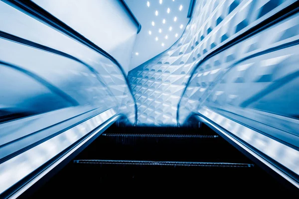 Escalera Mecánica Edificio Oficinas Moderno Imágenes Tonos Azules Imagen de archivo