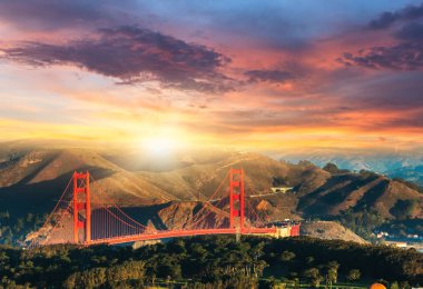 San Francisco 'daki Golden Gate Köprüsü..