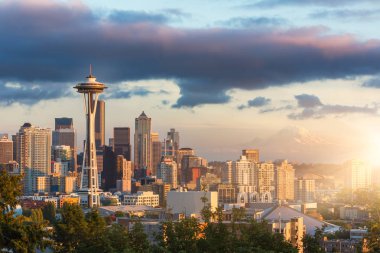 günbatımı içinde downtown Seattle, manzarası.