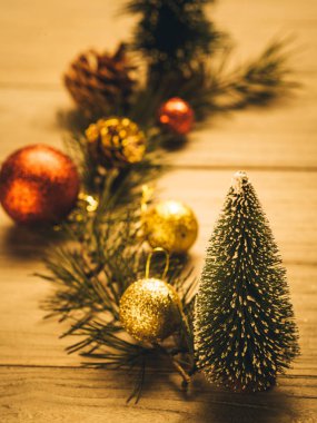 Noel süsler, retro tarzı stüdyo çekim.