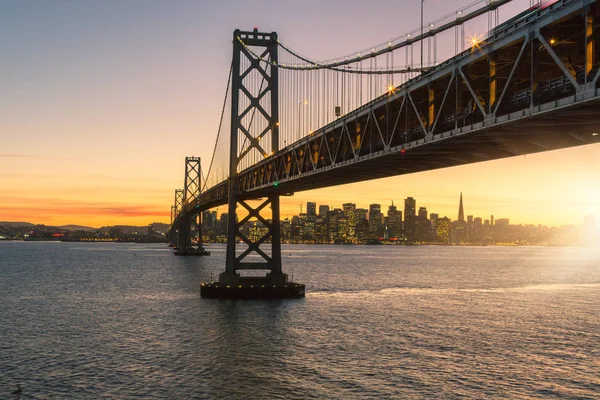 Horizonte São Francisco Emoldurado Pela Bay Bridge Noite — Fotografia de Stock