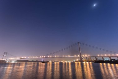 kablo ahır köprü gece, Çin.