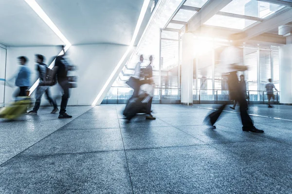 Menschenmassen Silhouette Beschäftigt Flughafen Terminal Konzept — Stockfoto