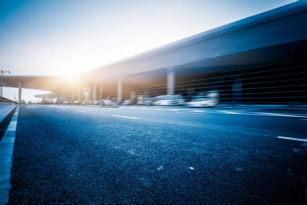 Motion Traffic Shenzhen Airport China Blue Toned — Stock Photo, Image