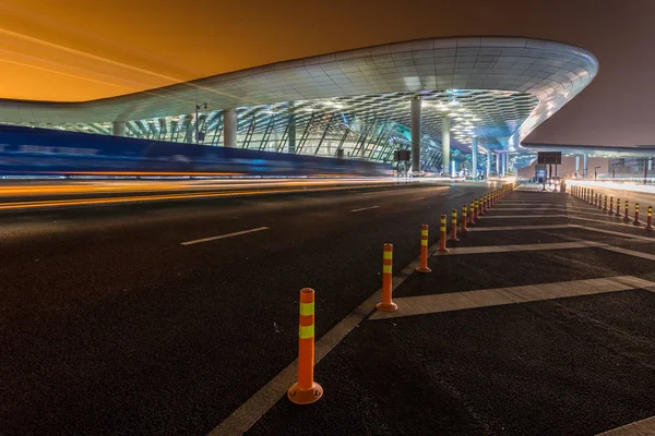 Motion Flygplats Trafik Nattetid Kina — Stockfoto