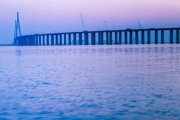 Bela Cena Crepúsculo Com Sutong Ponte Fundo China — Fotografia de Stock