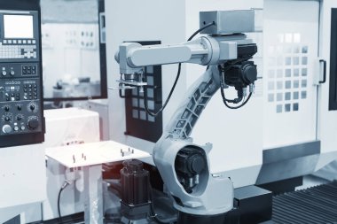 Robotik ve otomasyon sistem denetim uygulamasında robot kol otomatikleştirmek