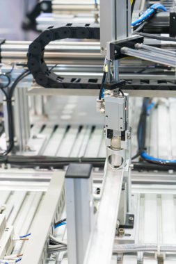 Robot sapının sapına robotik pnömatik girdi