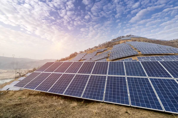 Painéis Solares Energia Moderna Tecnologia Produção Energia Elétrica Conceito Energia — Fotografia de Stock