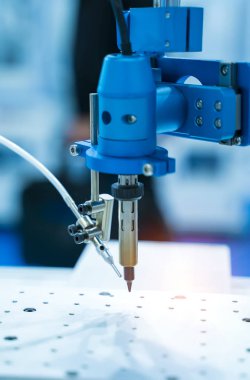 fabrikada baskılı ve montaj elektrik devrekartı (Pcb) için otomatik nokta lehimleme için robotik sistemin lehim demir uçları