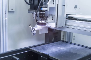 Zenginlik fabrikasındaki robotik görüş sensör kamera sistemi