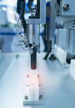 zeka robot koluna otomatik sistem pnömatik giriş