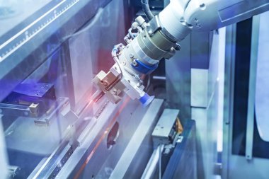 endüstriyel üretim fabrikasında otomatik takım tezgahı,Smart f